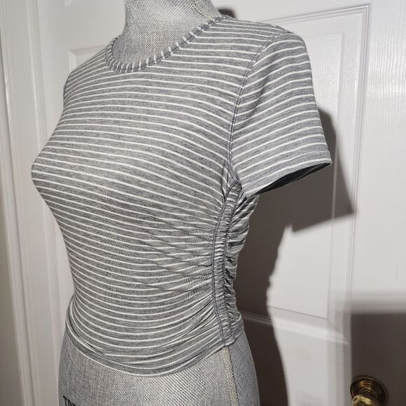 lululemon athletica Gray Striped Short Sleeve Tee - Picture 2 of 3